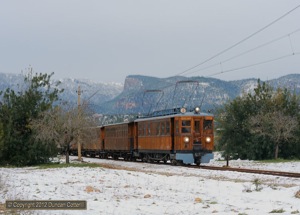By the time No.2 returned from Soller with the 14:10 to Palma, the cloud was thickening rapidly. The octogenarian motor coach trundled through the orchards south of Santa Maria as the light faded.